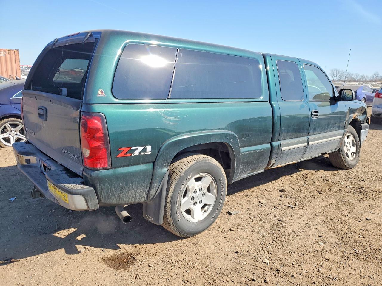 2005 CHEVROLET SILVERADO K1500 photo 3