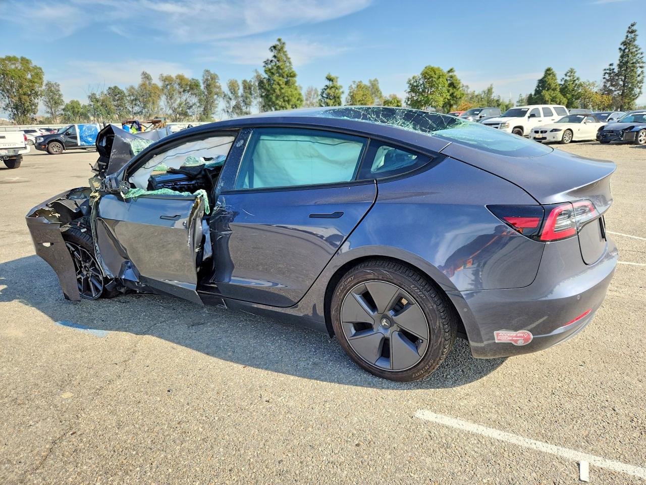 2022 TESLA MODEL 3 photo 4