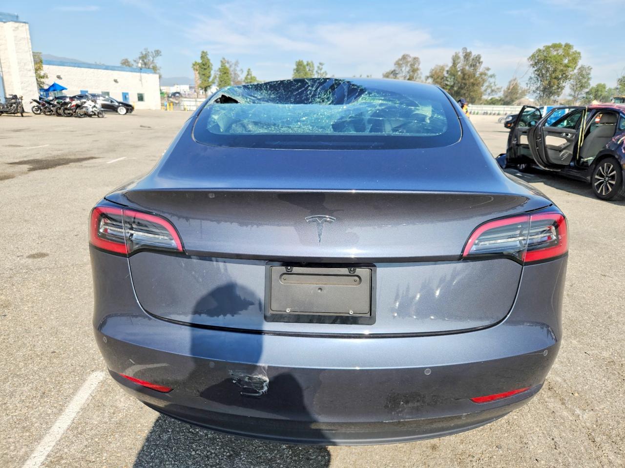 2022 TESLA MODEL 3 photo 16