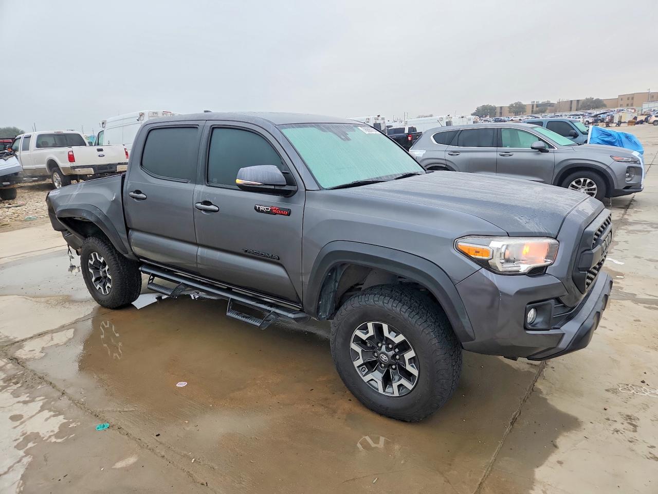 2019 TOYOTA TACOMA TRD OFF-ROAD photo 4