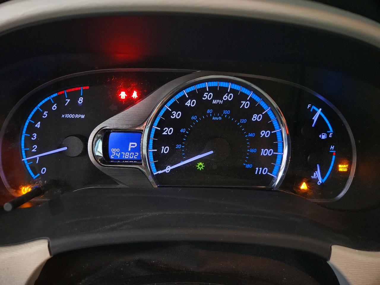 2013 TOYOTA SIENNA XLE 8-PASSENGER photo 9
