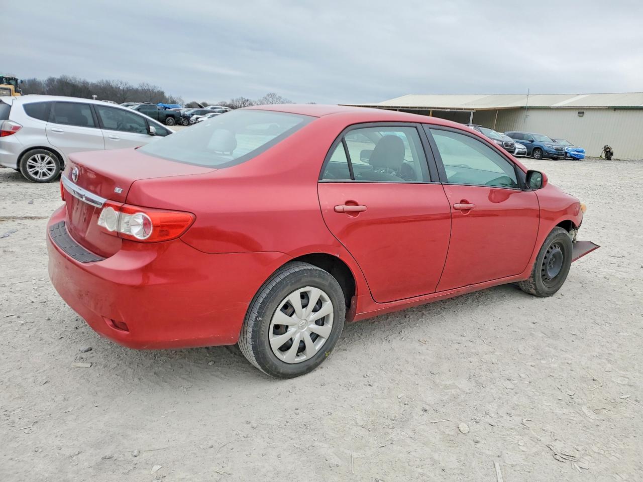 2011 TOYOTA COROLLA LE photo 3