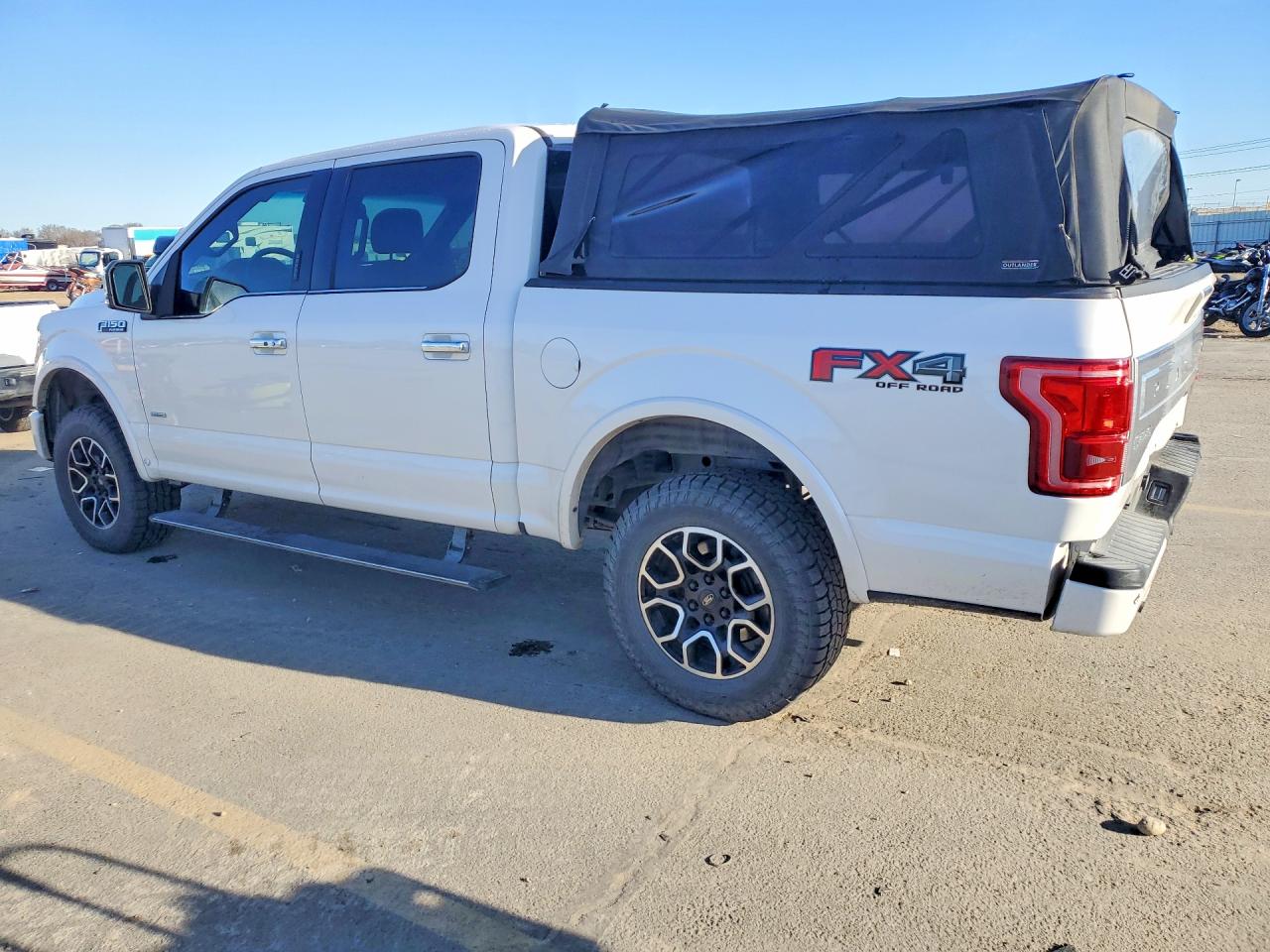 2015 FORD F150 SUPERCREW photo 4