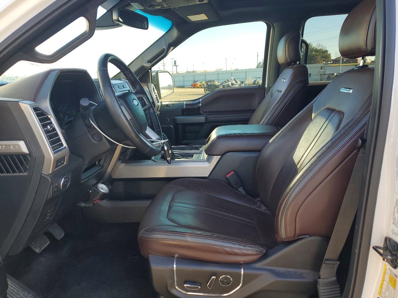 2015 FORD F150 SUPERCREW photo 19