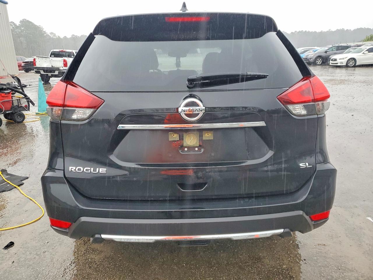 2017 NISSAN ROGUE SL photo 6