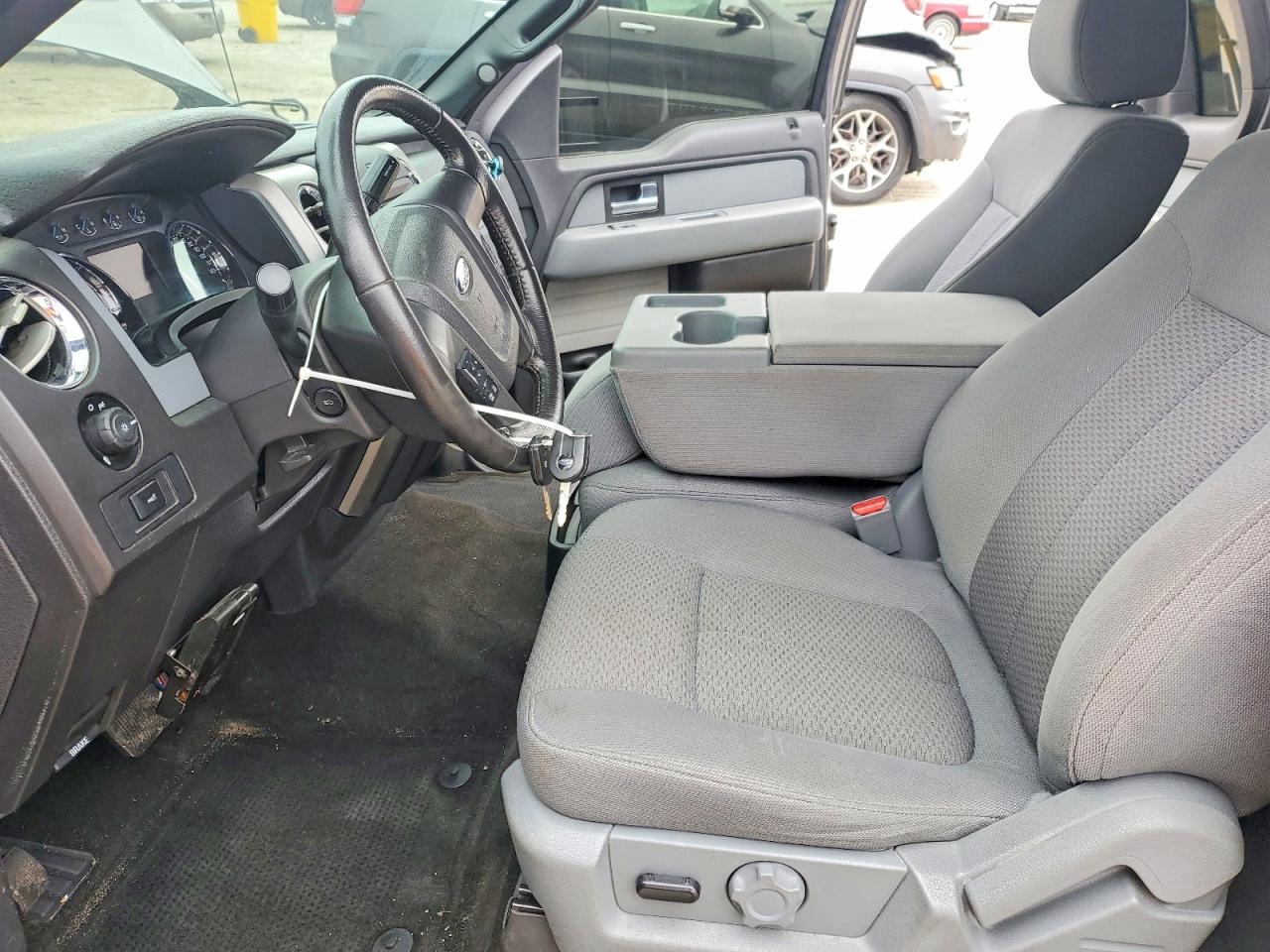 2014 FORD F150 photo 13