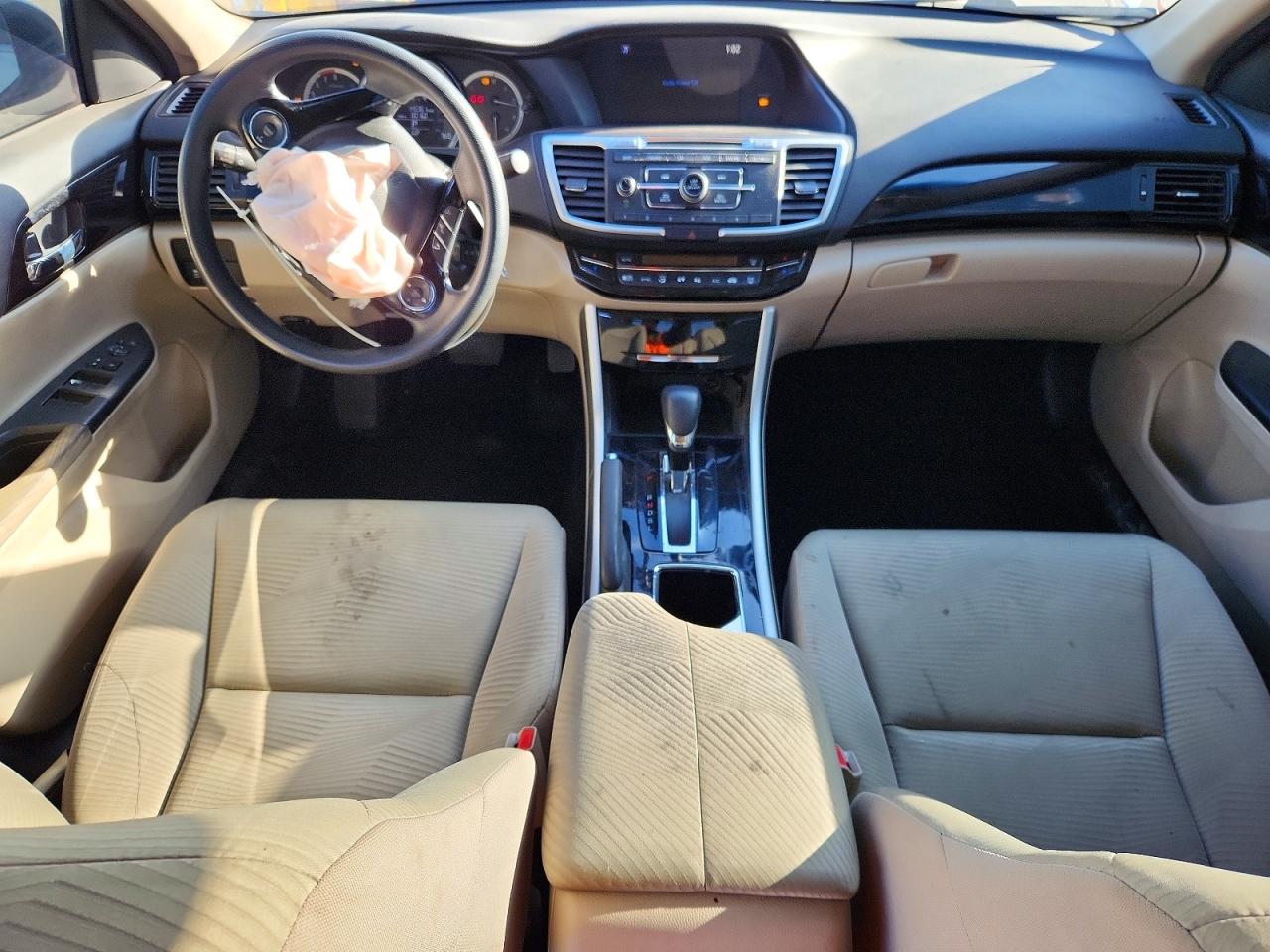 2016 HONDA ACCORD LX photo 22