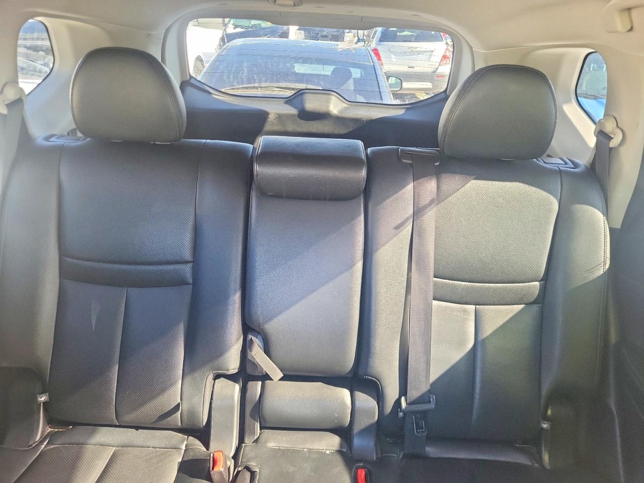 2019 NISSAN ROGUE S photo 19