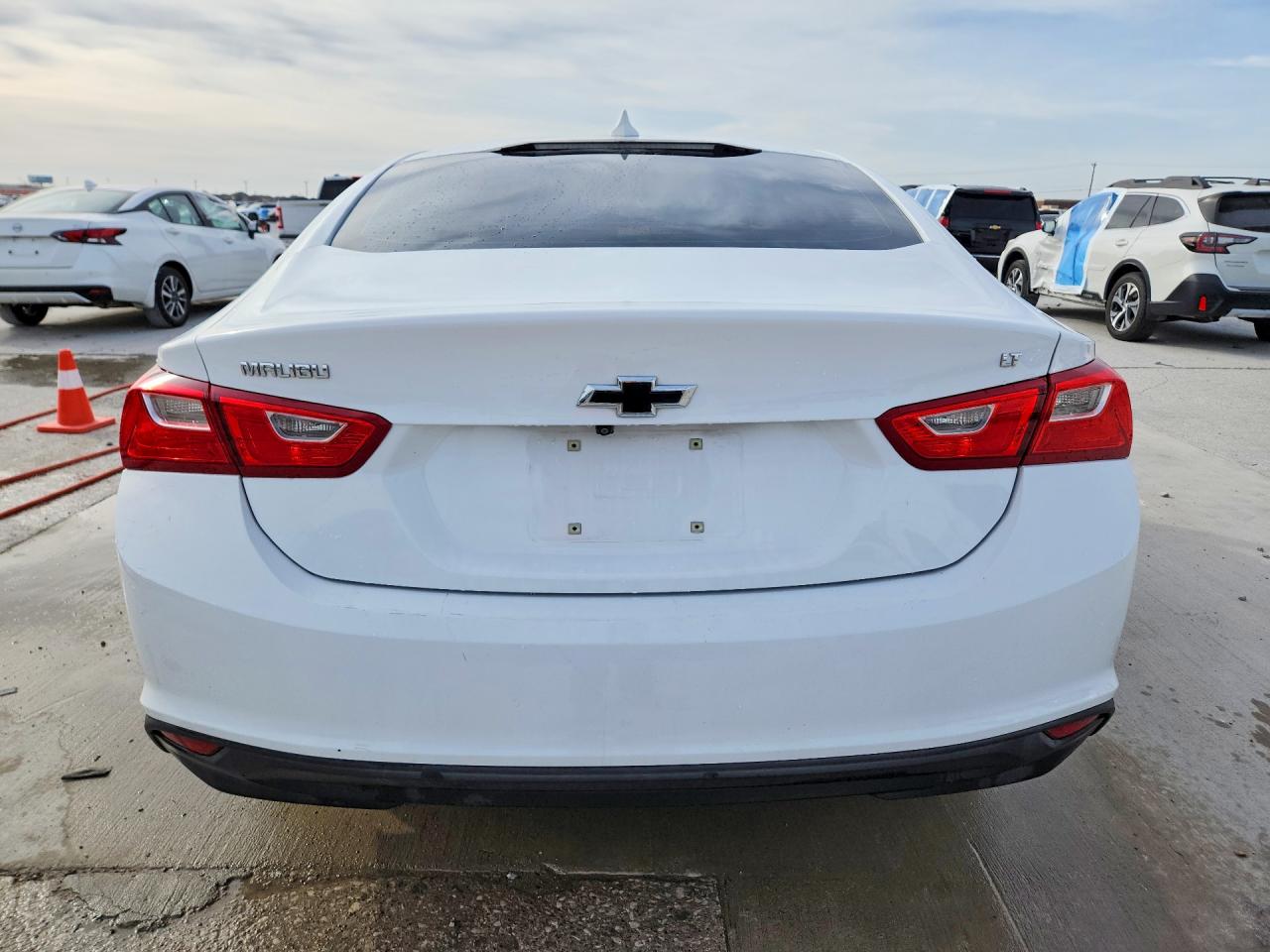 2018 CHEVROLET MALIBU LT photo 16
