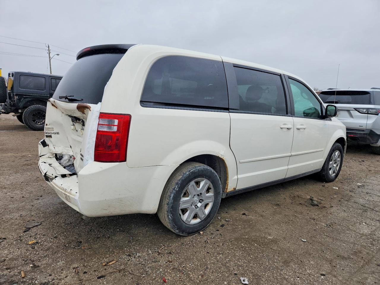 2010 DODGE GRAND CARAVAN SE photo 3