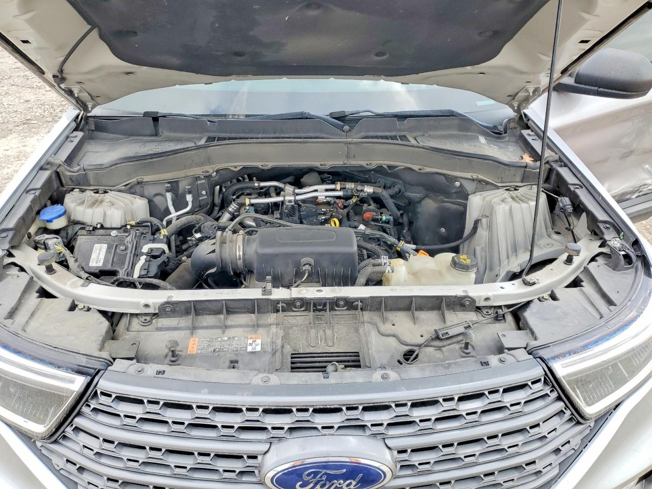 2021 FORD EXPLORER XLT photo 23