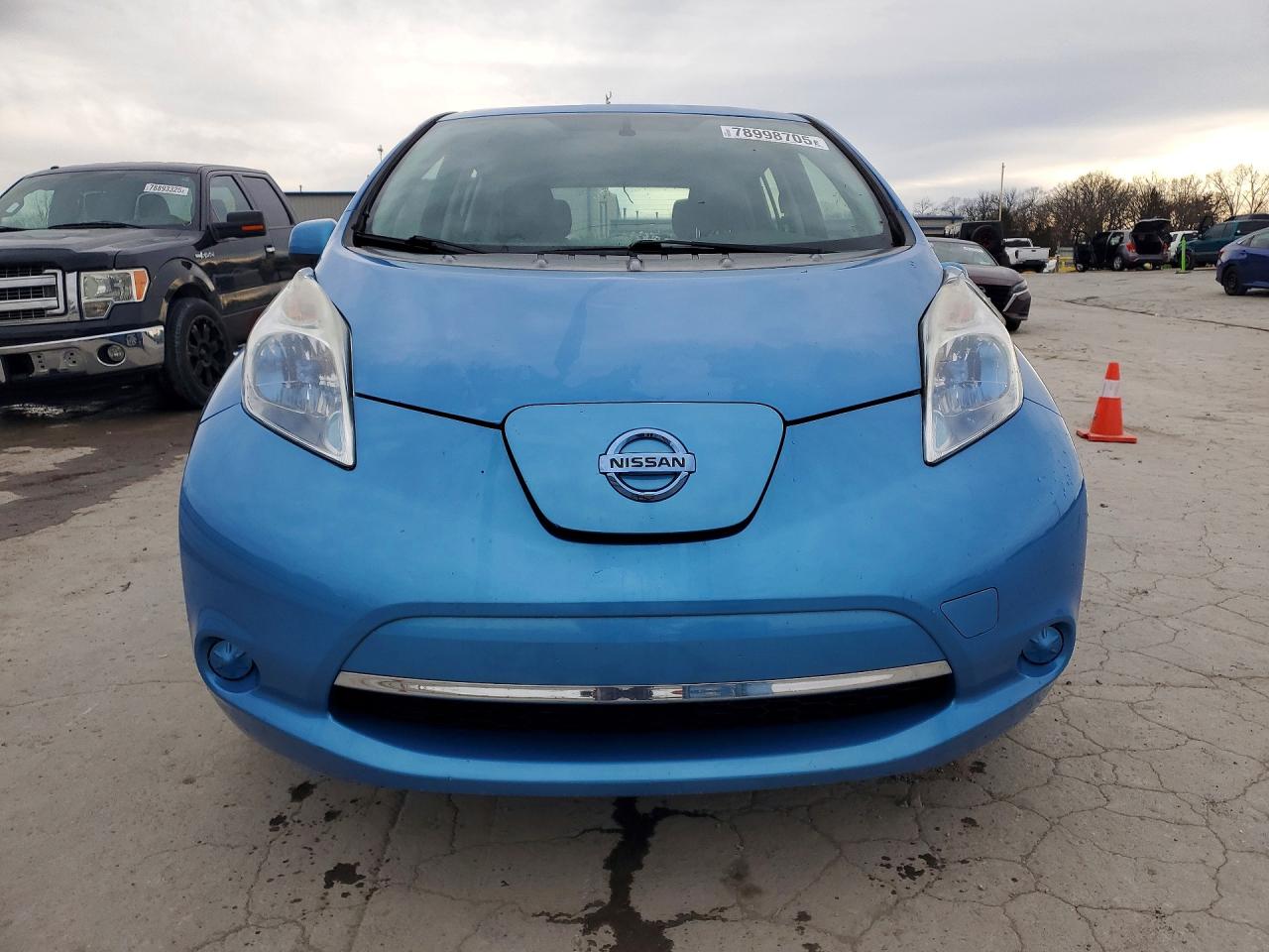 2014 NISSAN LEAF S photo 9