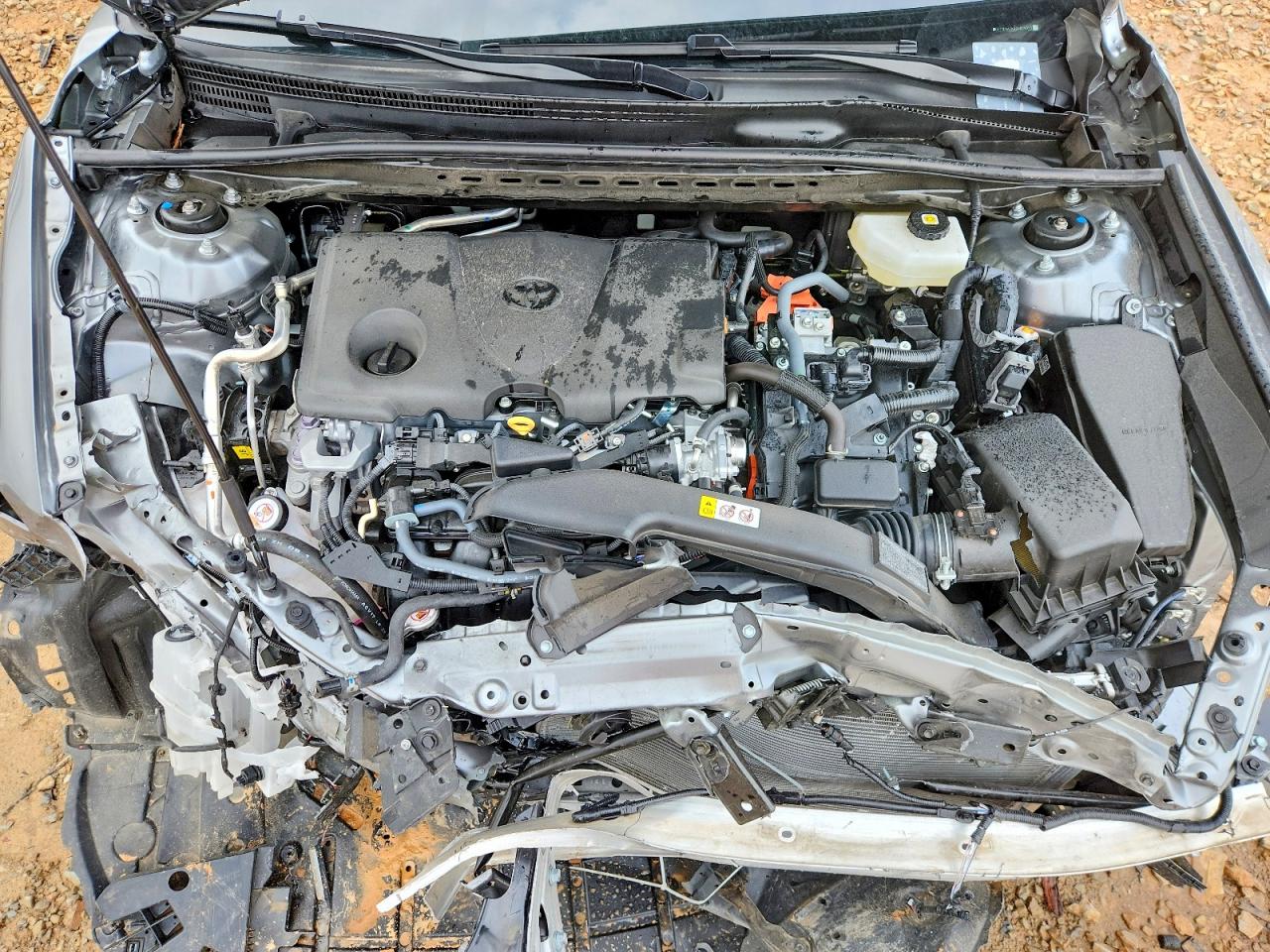 2025 TOYOTA CAMRY SE photo 21