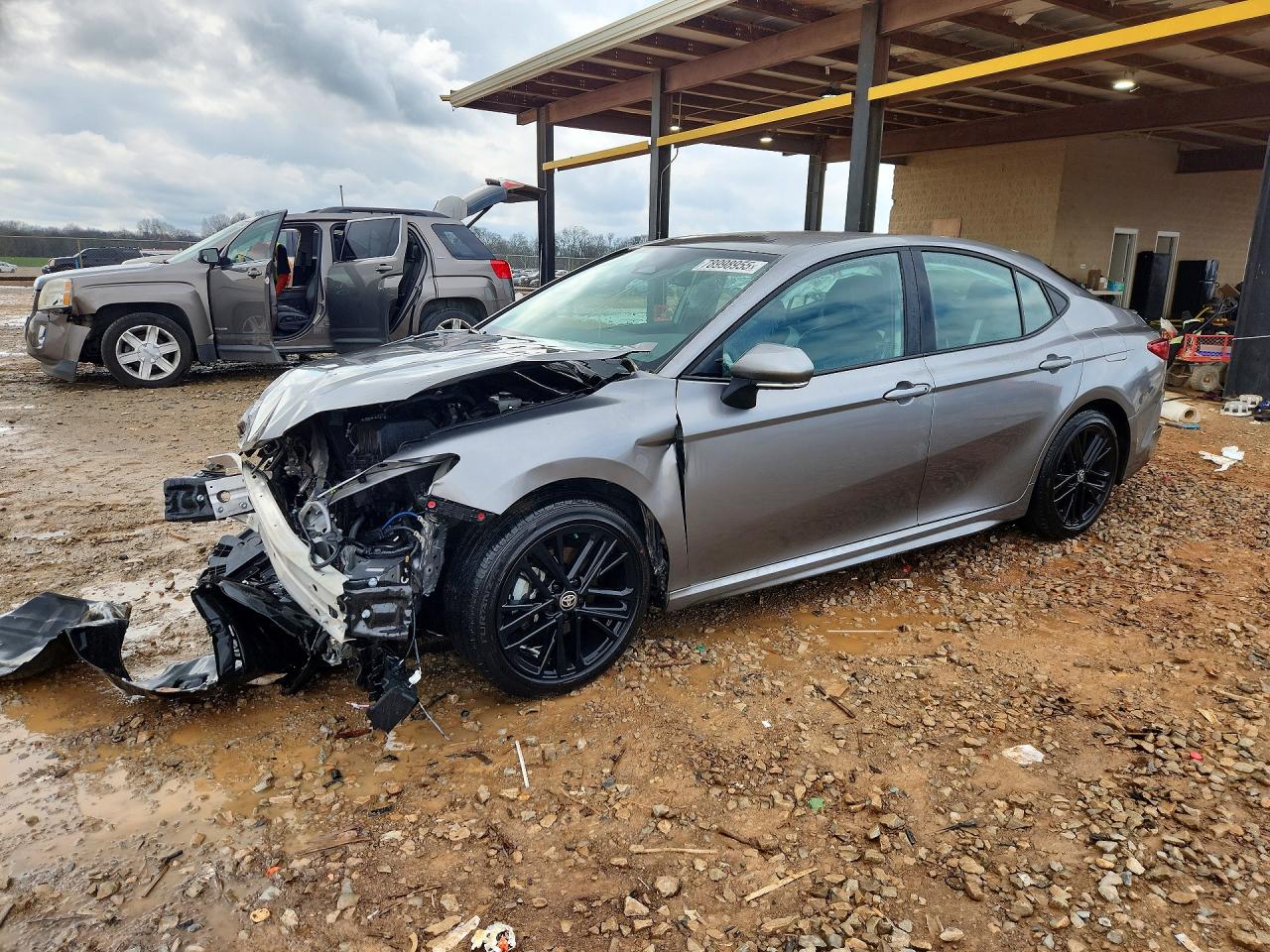 2025 TOYOTA CAMRY