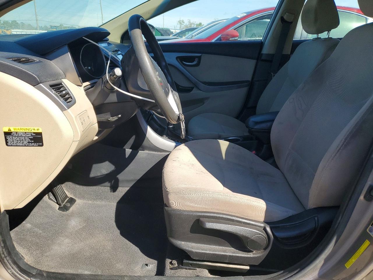 2016 HYUNDAI ELANTRA SE photo 7