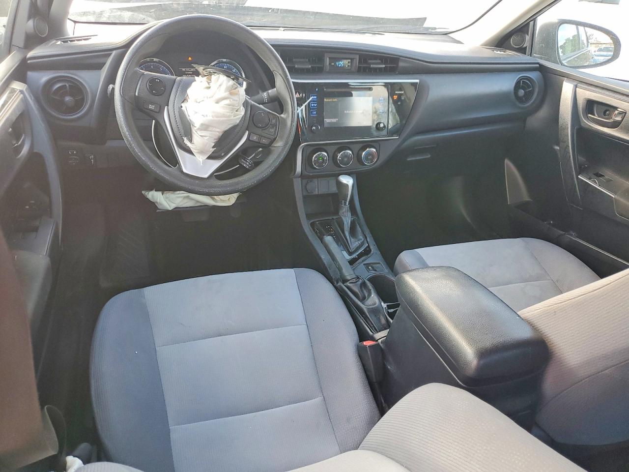 2017 TOYOTA COROLLA L photo 15