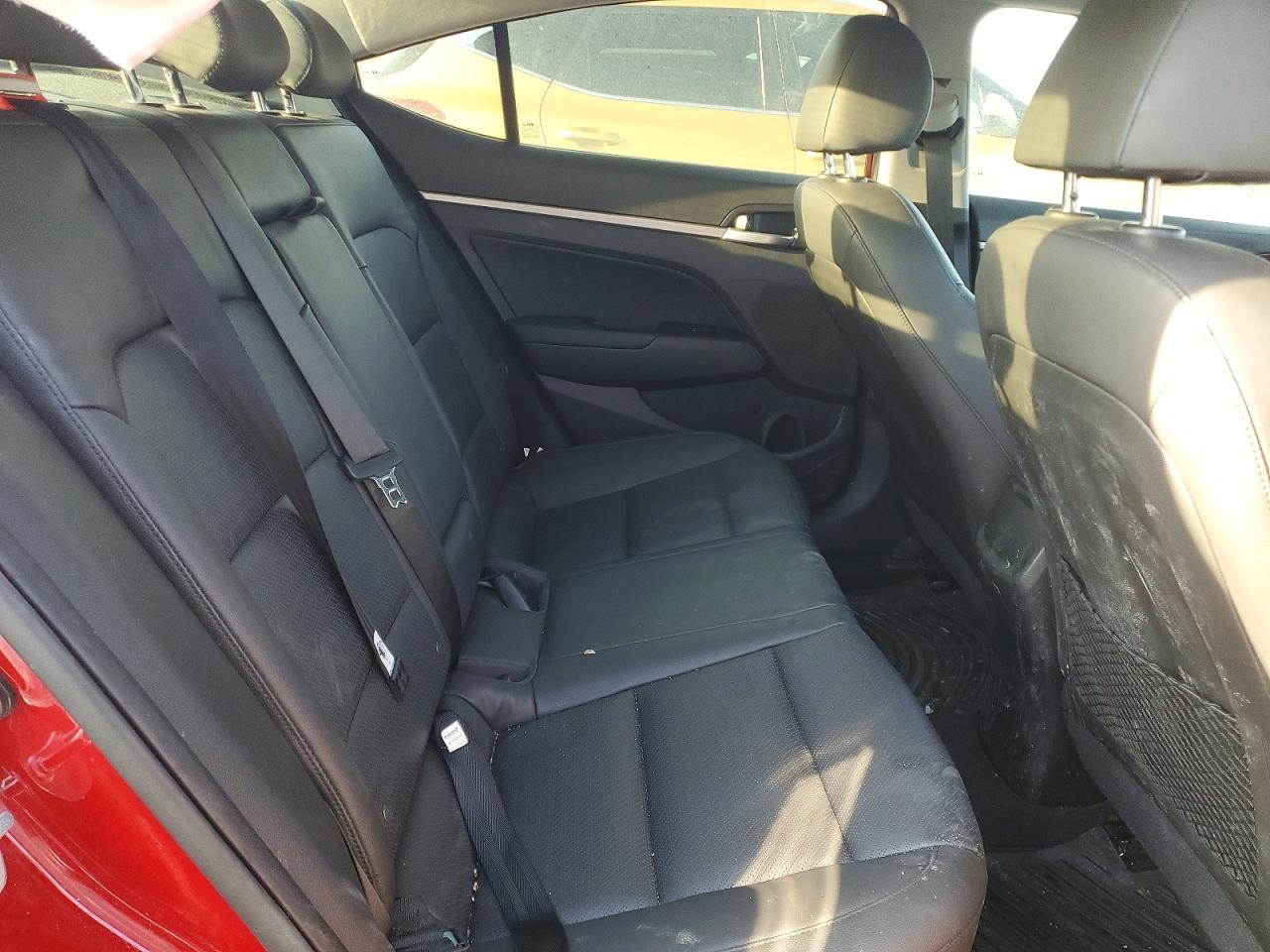 2020 HYUNDAI ELANTRA SEL photo 10