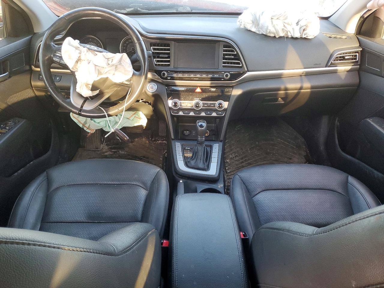 2020 HYUNDAI ELANTRA SEL photo 8