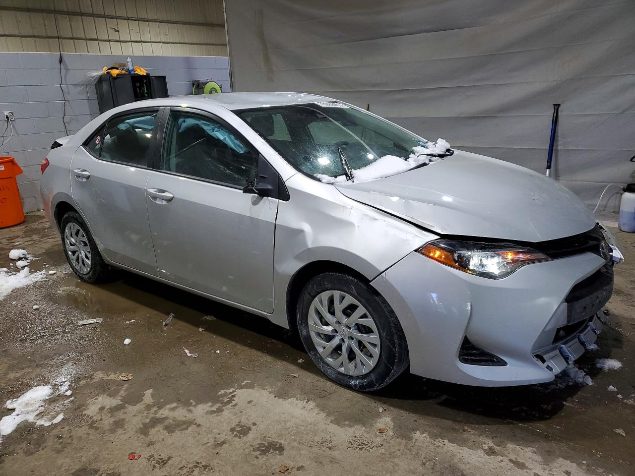 2018 TOYOTA COROLLA LE photo 7