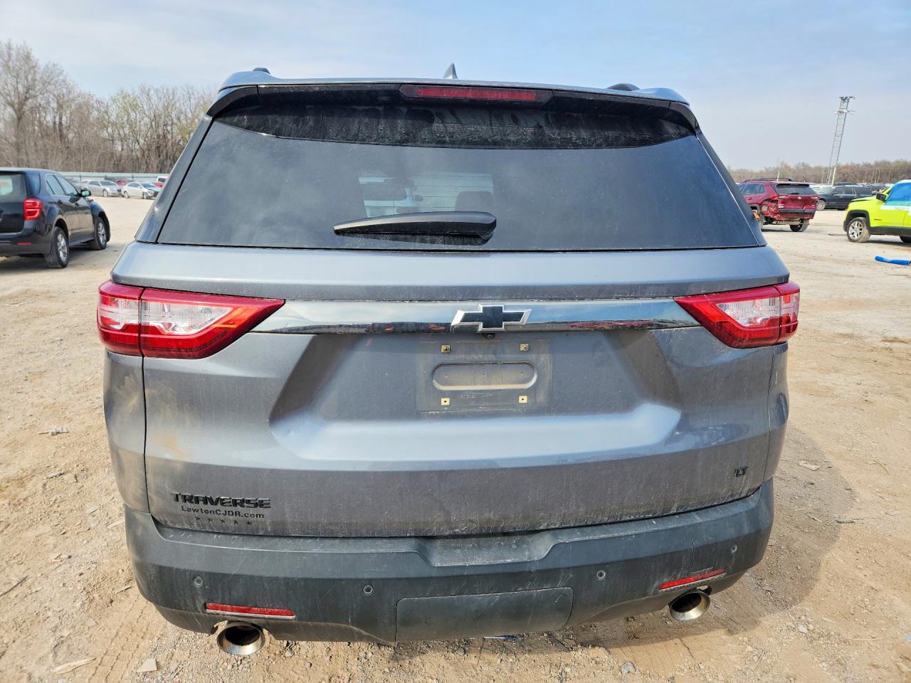 2019 CHEVROLET TRAVERSE LT photo 6