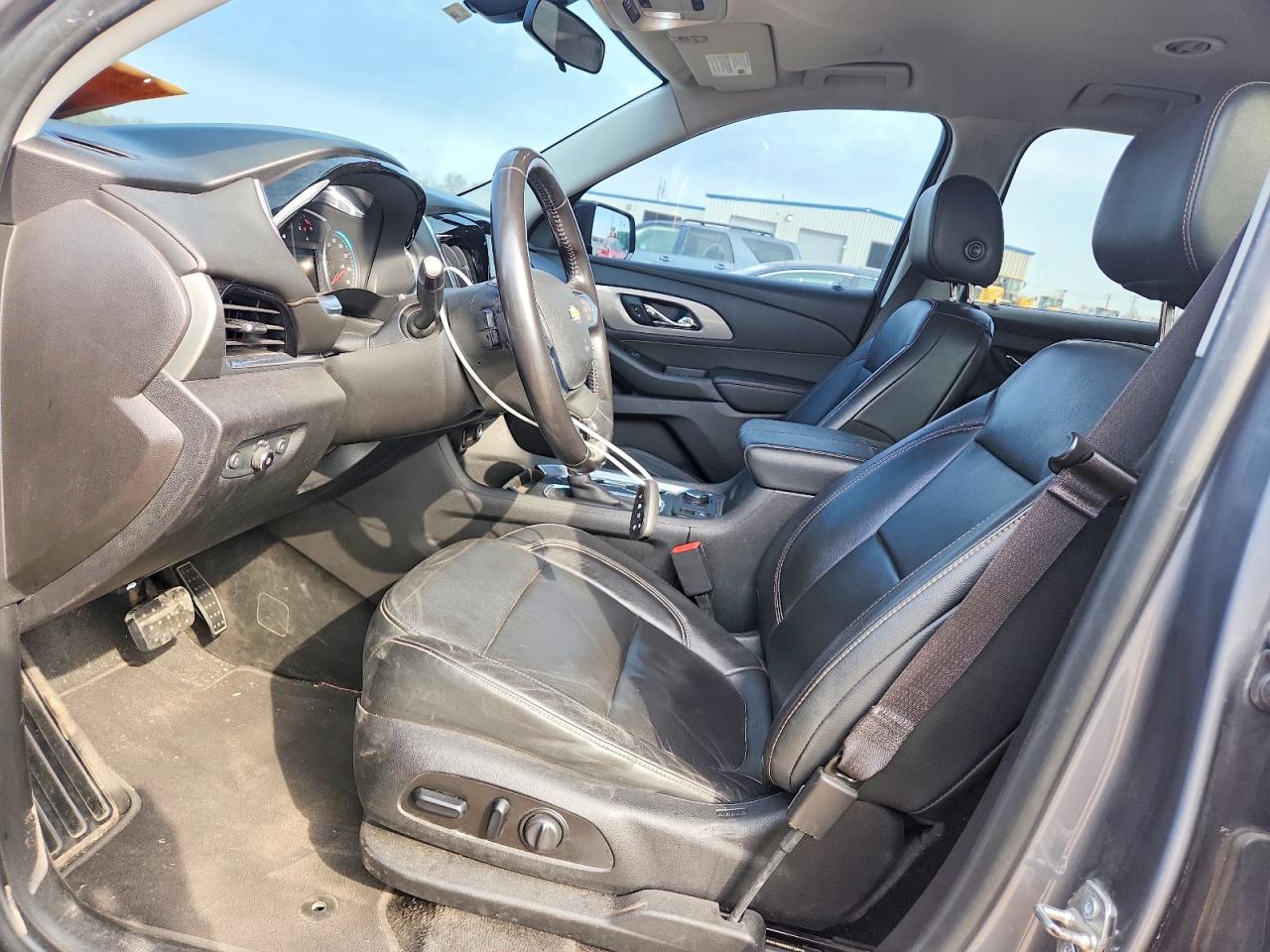 2019 CHEVROLET TRAVERSE LT photo 7
