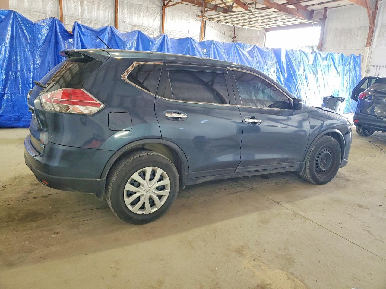 2014 NISSAN ROGUE S photo 5