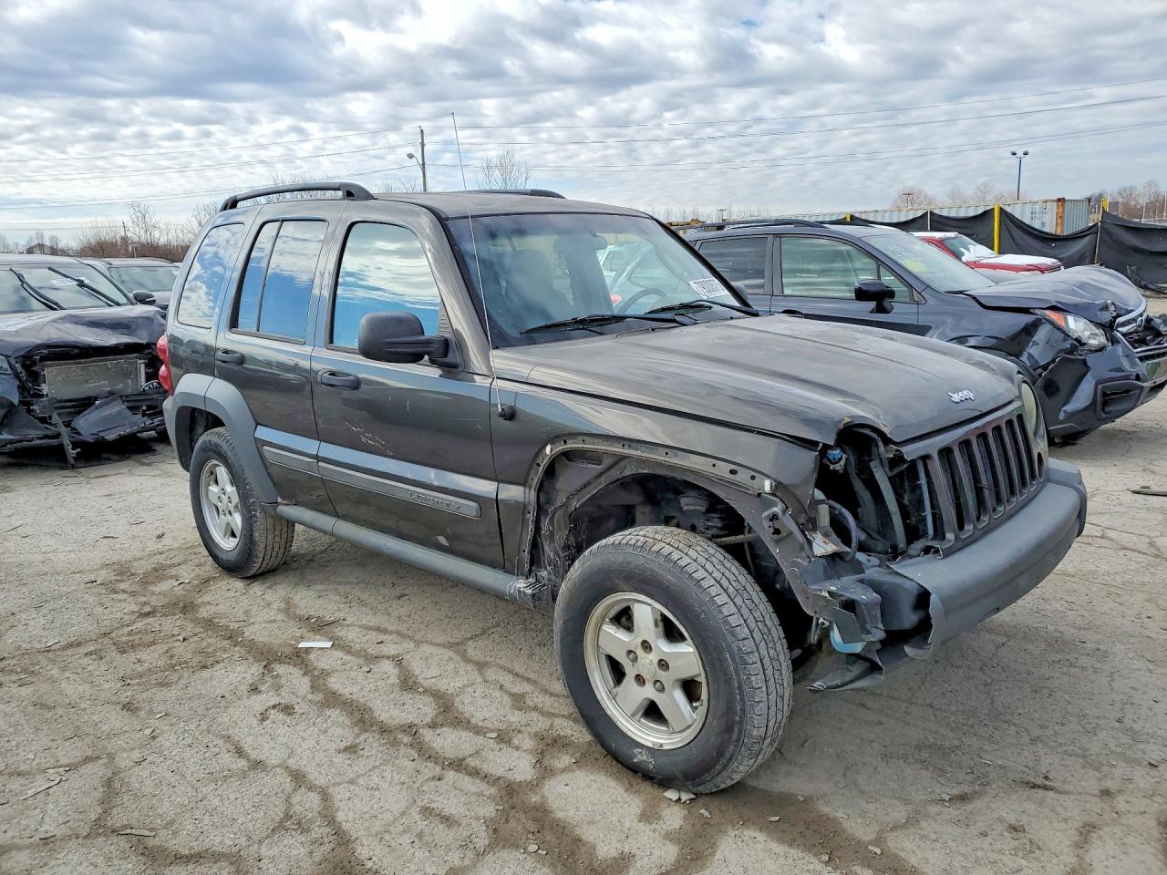 2005 JEEP LIBERTY SPORT photo 4