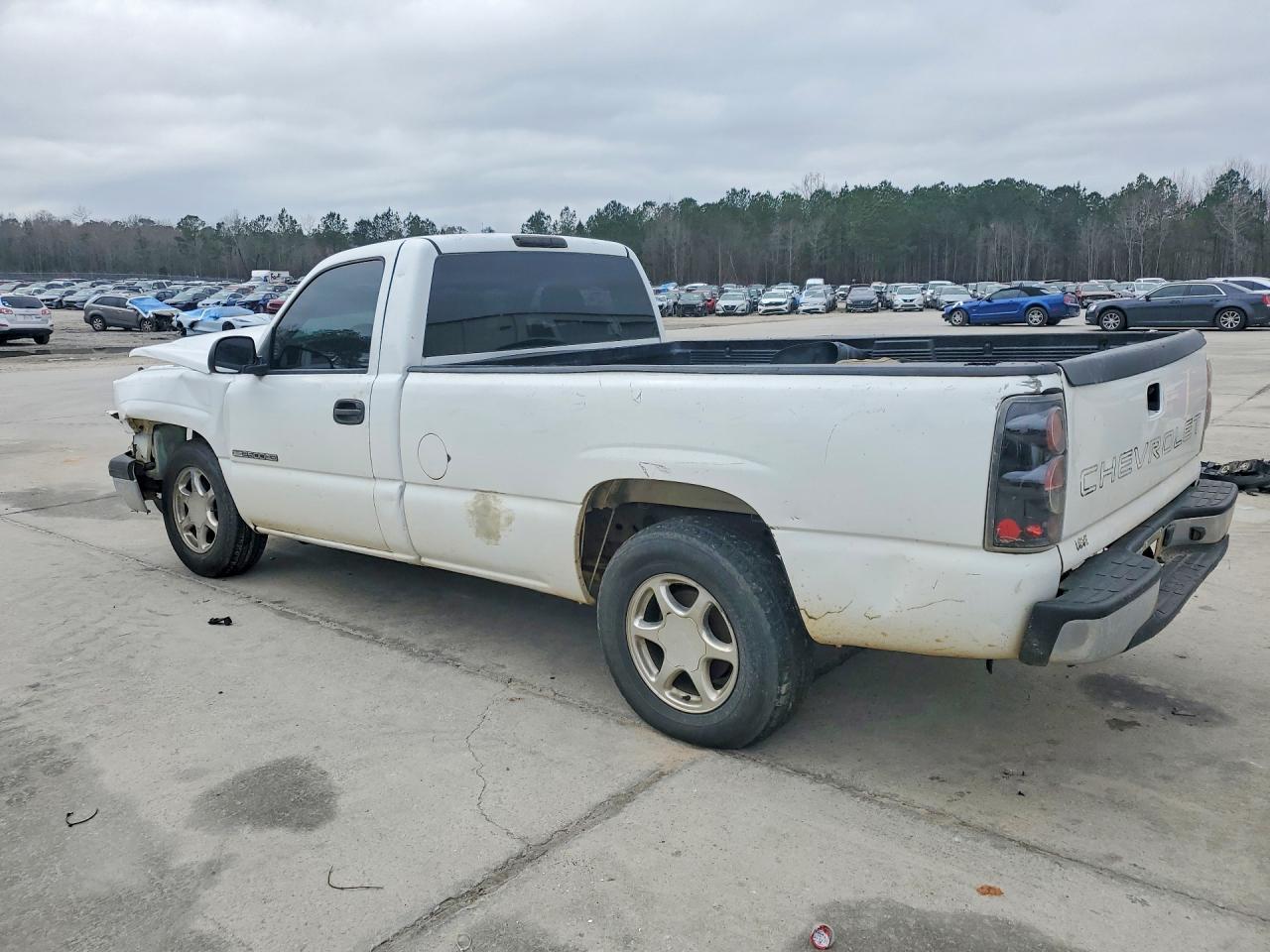 2006 CHEV SILVERADO C1500 photo 2
