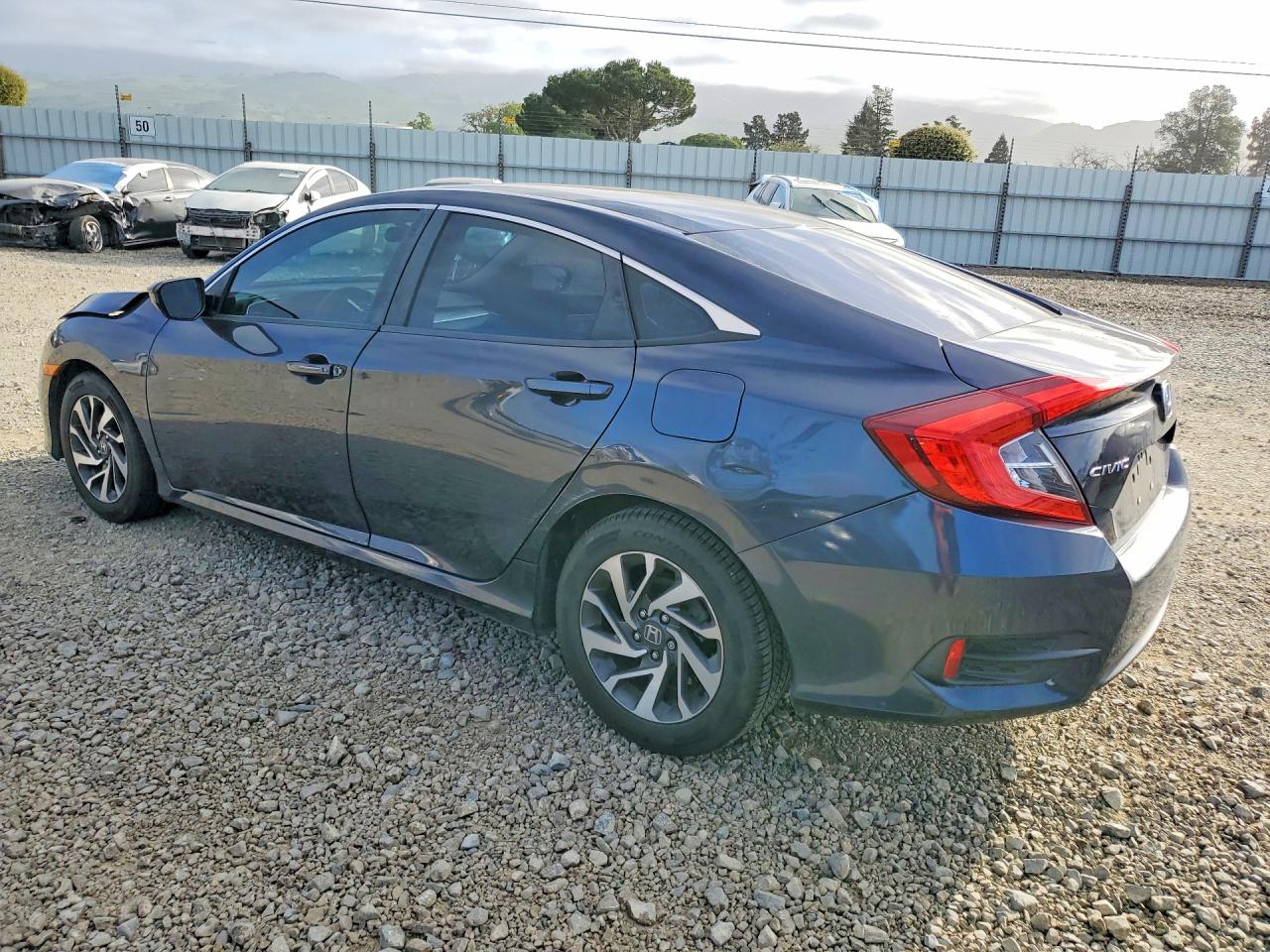 2016 HONDA CIVIC EX photo 4