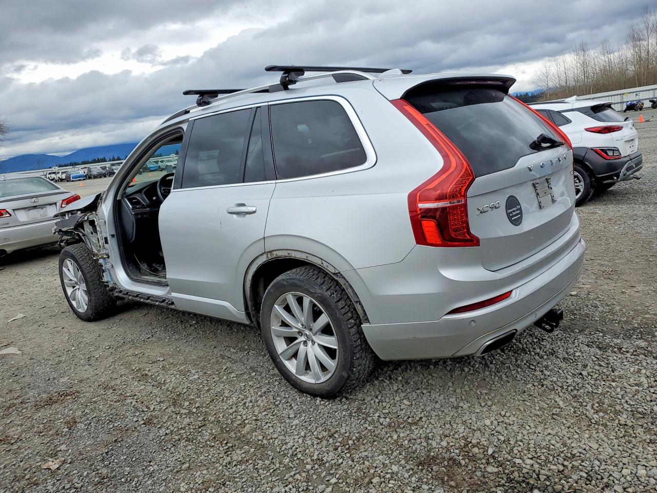 2016 VOLVO XC90 T6 photo 4