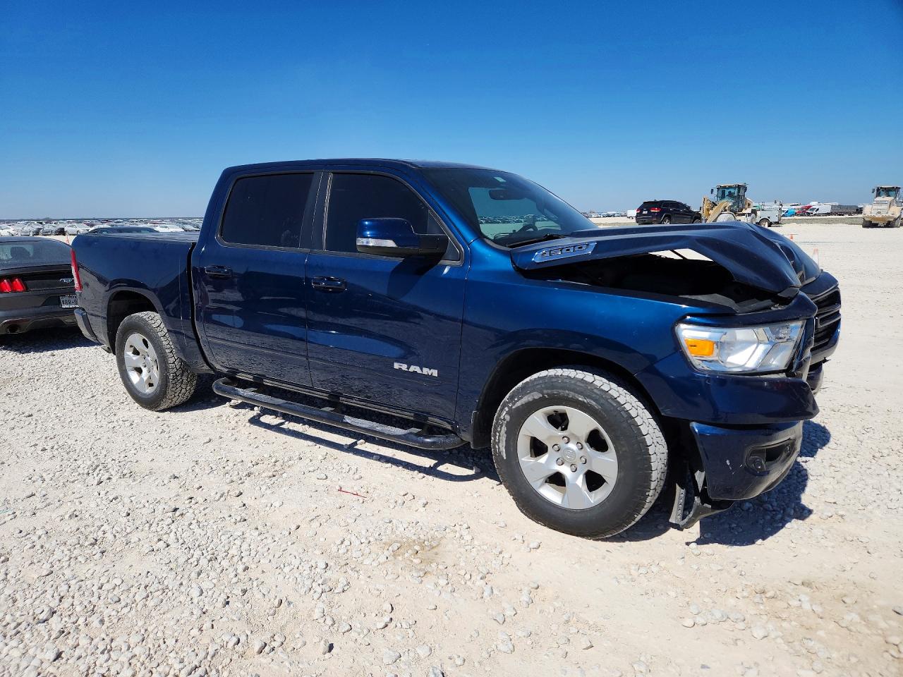 2021 RAM 1500 photo 7