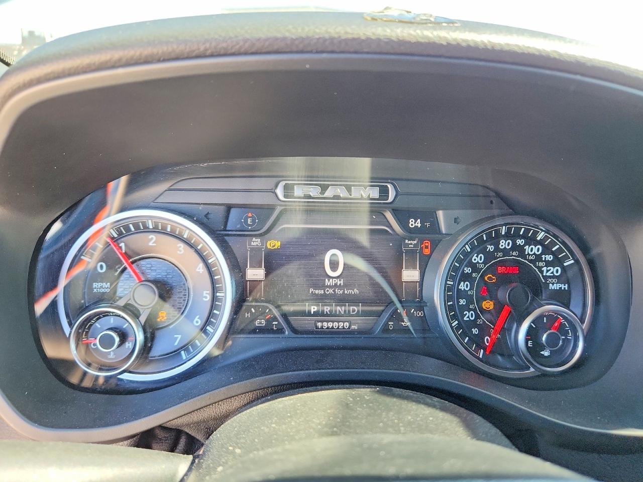 2021 RAM 1500 photo 17