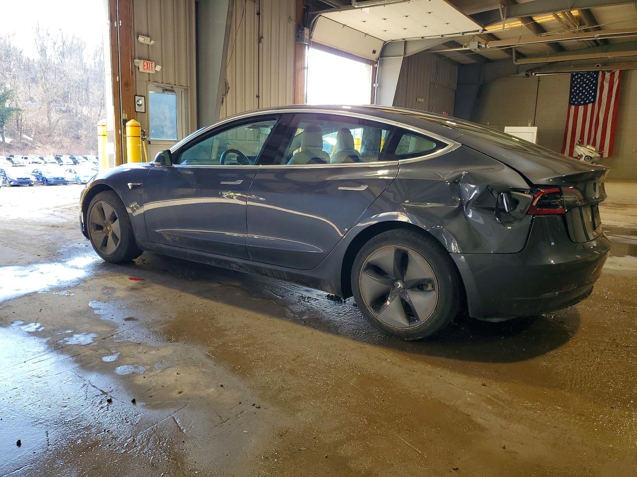 2019 TESLA MODEL 3 photo 3