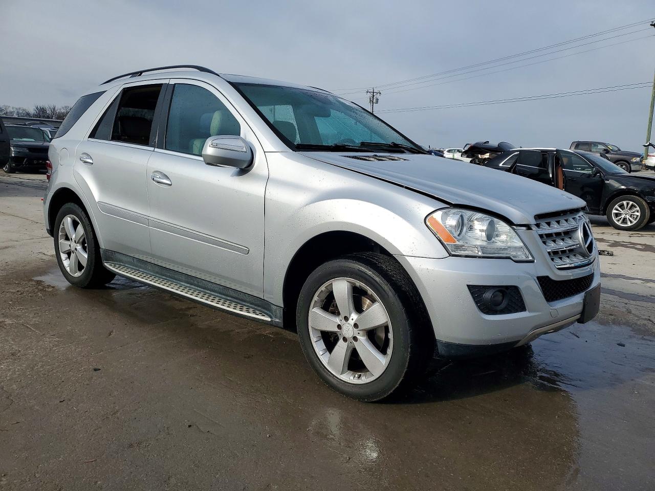 2010 MERCEDES-BENZ ML 350 4MATIC photo 4
