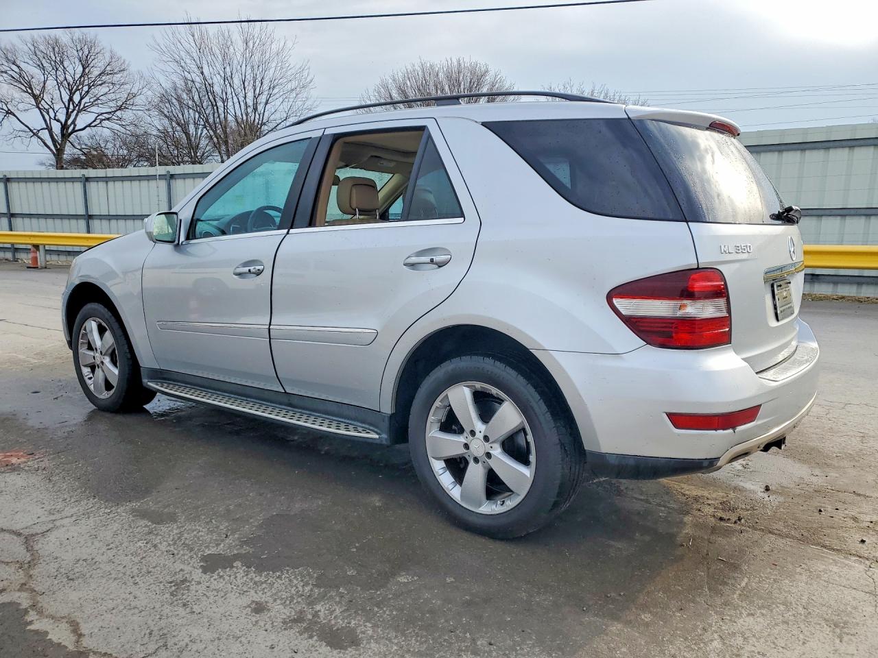 2010 MERCEDES-BENZ ML 350 4MATIC photo 2