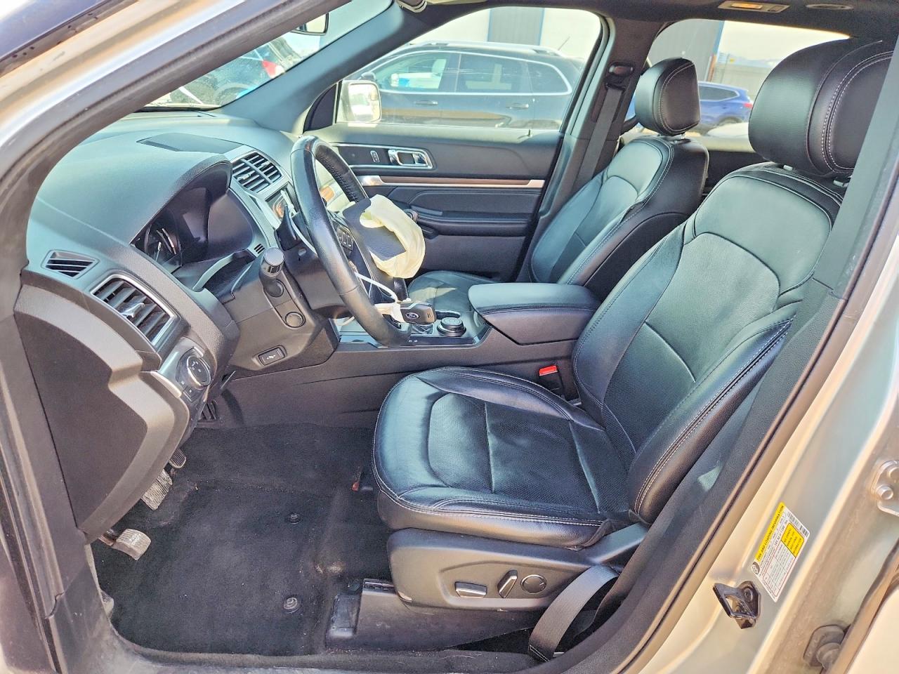 2017 FORD EXPLORER LIMITED photo 19
