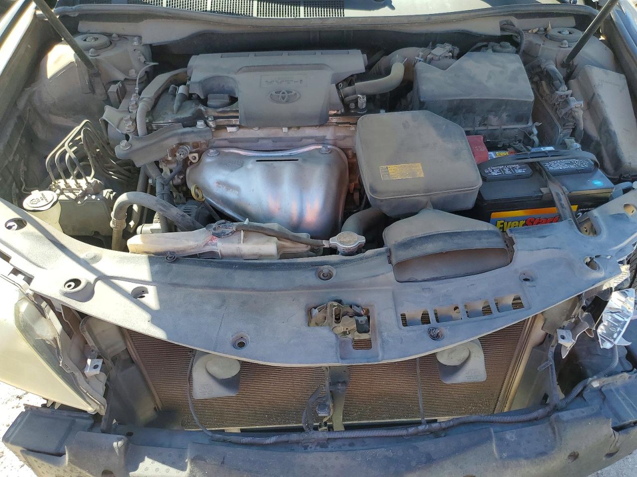 2014 TOYOTA CAMRY SE photo 21