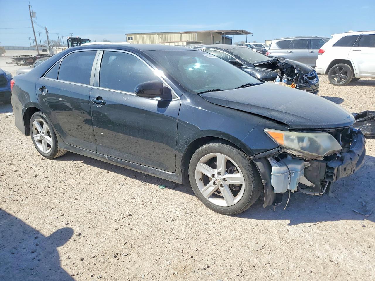 2014 TOYOTA CAMRY SE photo 7