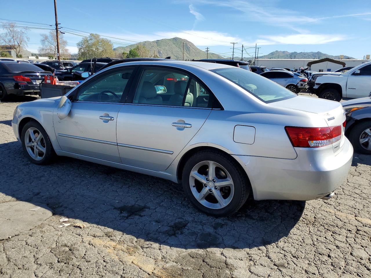 2007 HYUNDAI SONATA SE photo 4