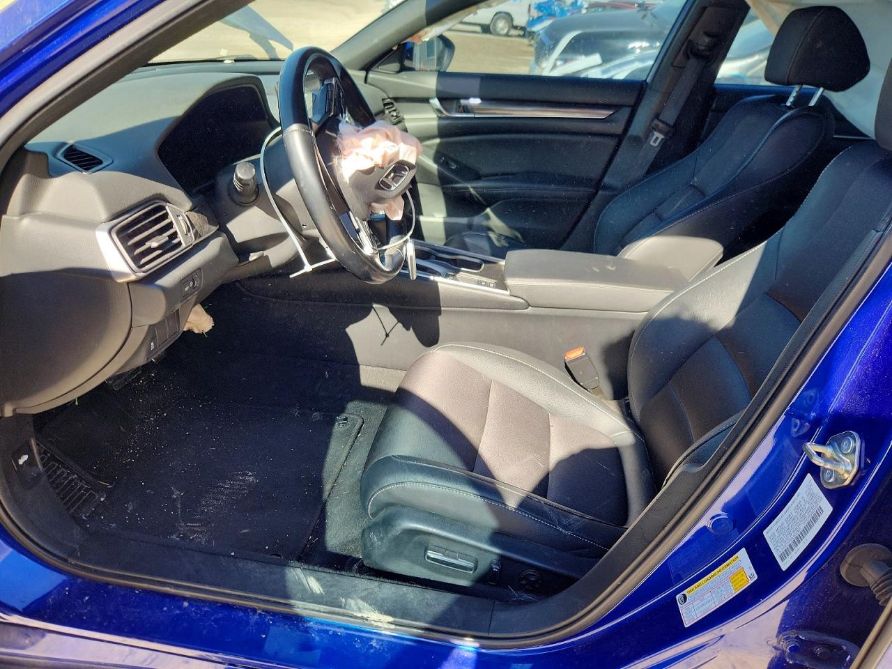 2020 HONDA ACCORD SPORT photo 19
