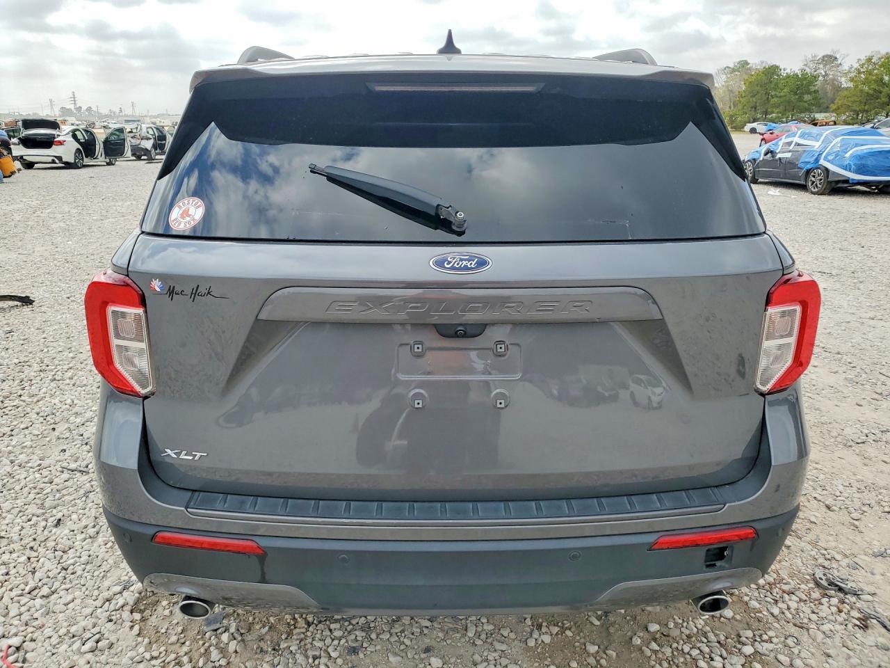 2023 FORD EXPLORER XLT photo 16