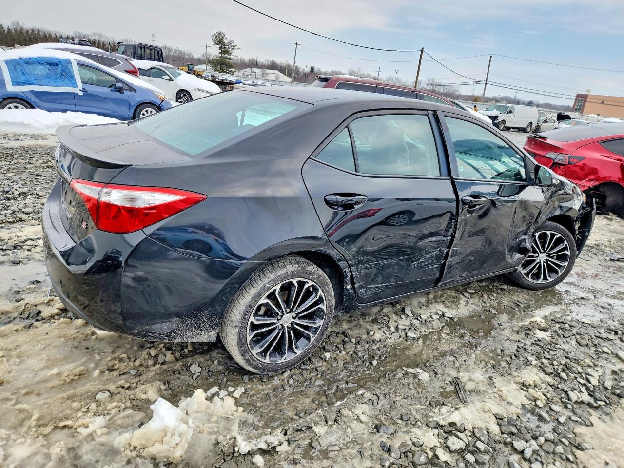 2015 TOYOTA COROLLA S PLUS photo 3