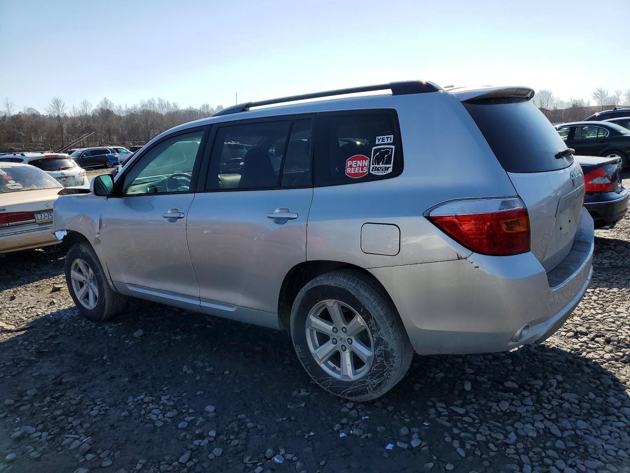 2010 TOYOTA HIGHLANDER BASE photo 4