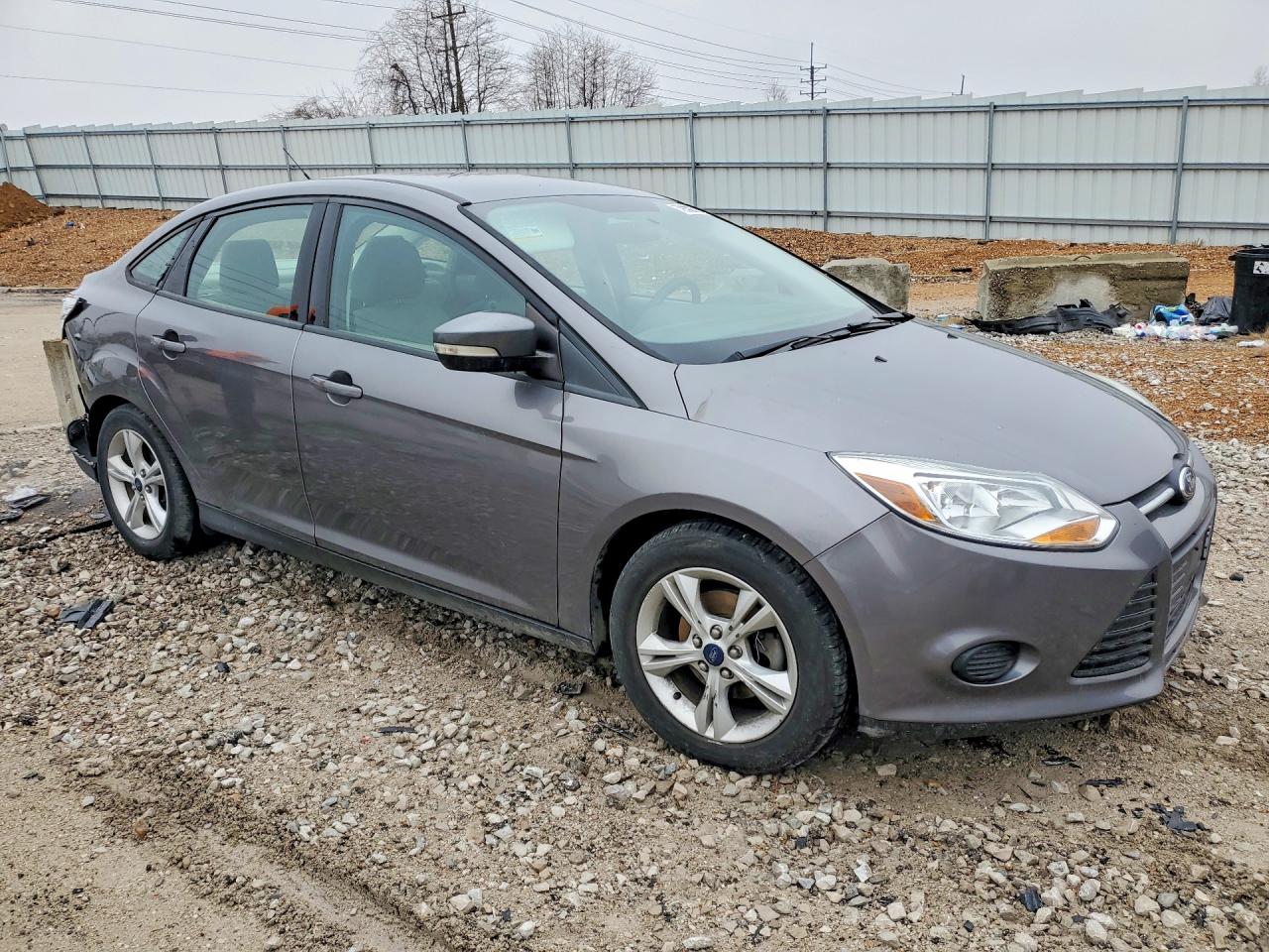 2014 FORD FOCUS SE photo 7