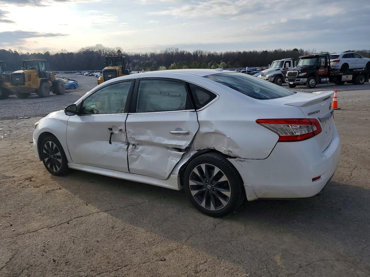 2017 NISSAN SENTRA SR photo 3