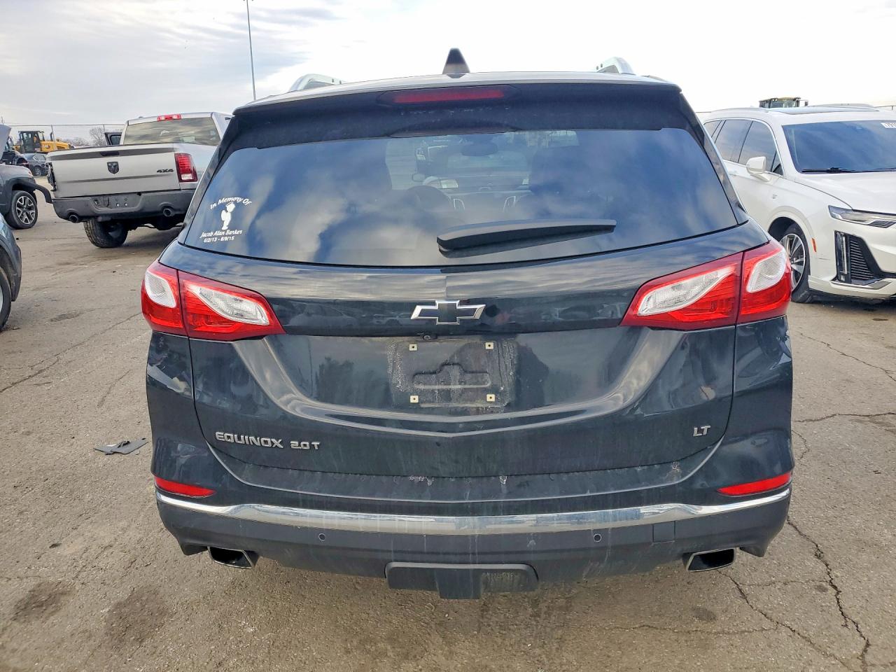 2020 CHEVROLET EQUINOX LT photo 11