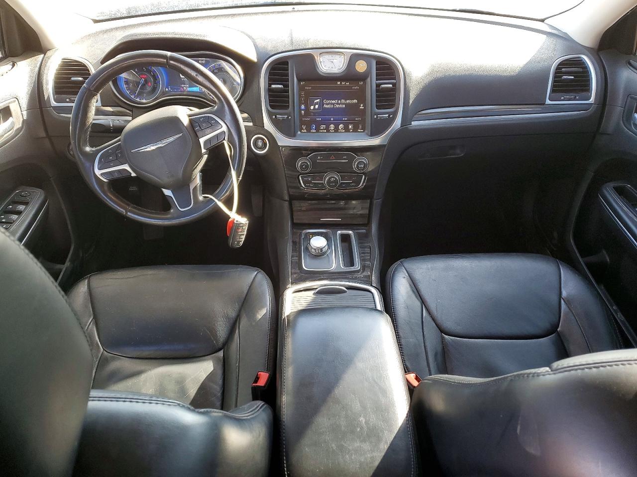 2015 CHRYSLER 300 LIMITED photo 8