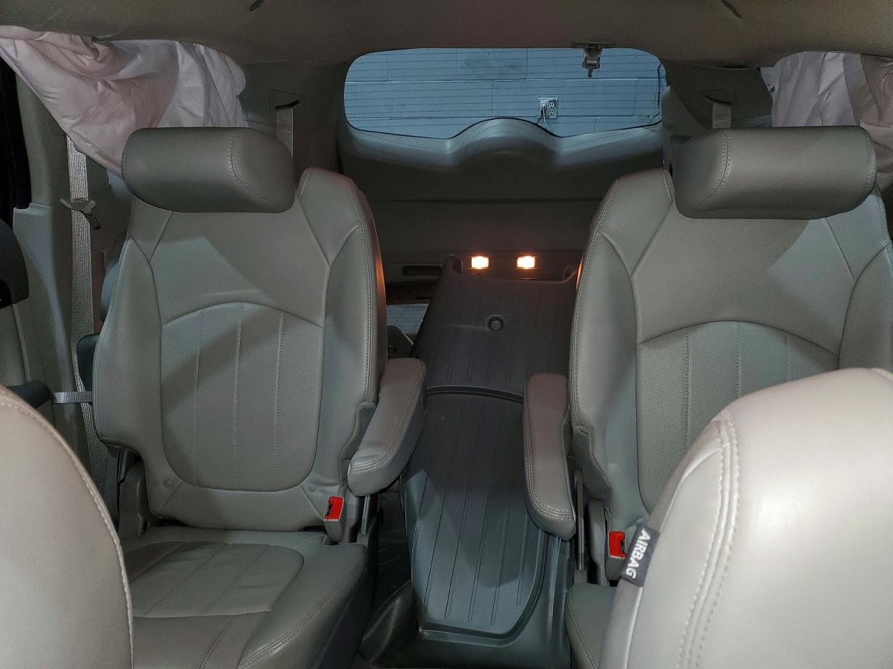 2015 BUICK ENCLAVE photo 28