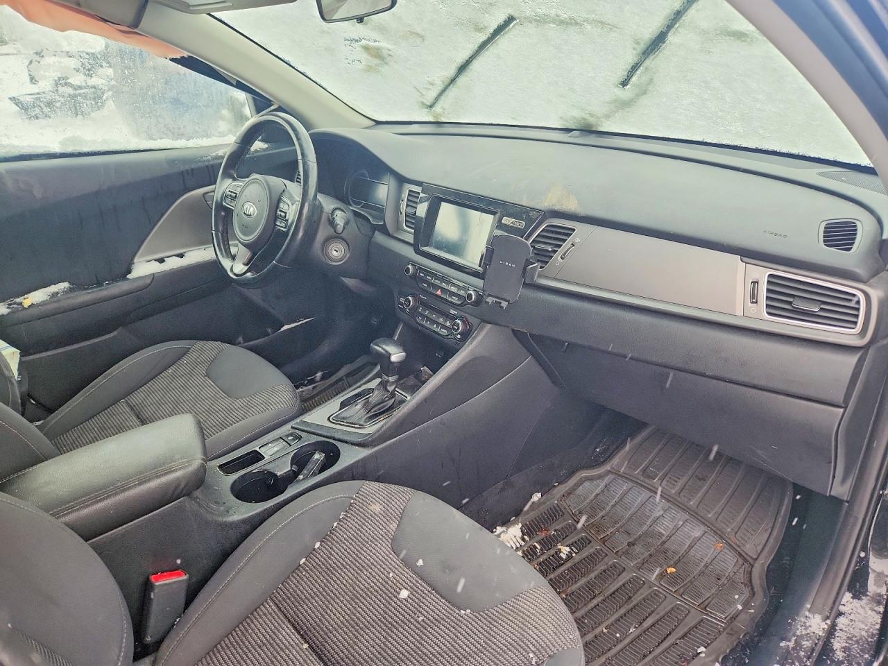 2018 KIA NIRO FE photo 9