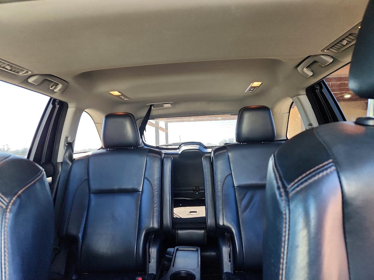 2017 TOYOTA HIGHLANDER XLE photo 10